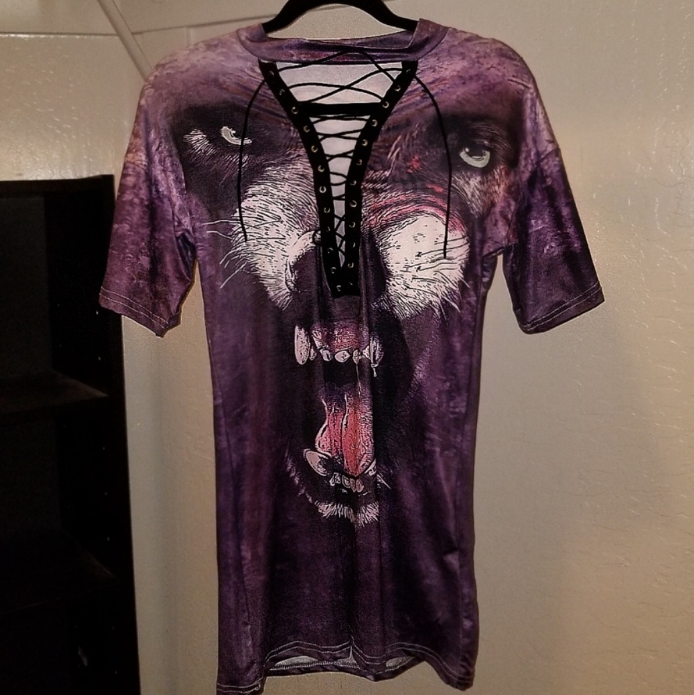 Wolf shirt / tee